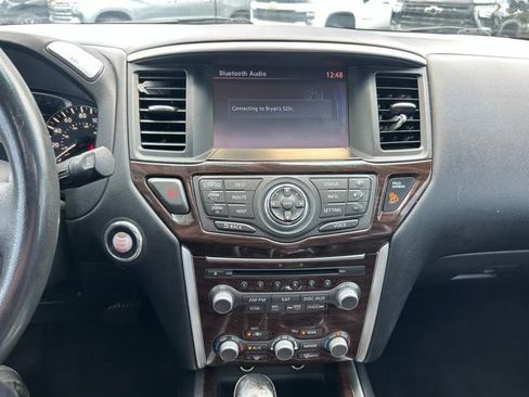 Used 2016 Nissan Pathfinder SL w/ SL Premium Package FWD image 24