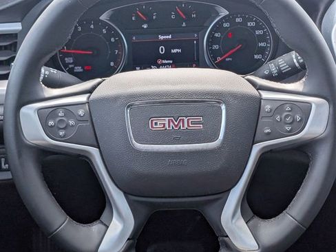 Used 2023 GMC Acadia SLT FWD image 14