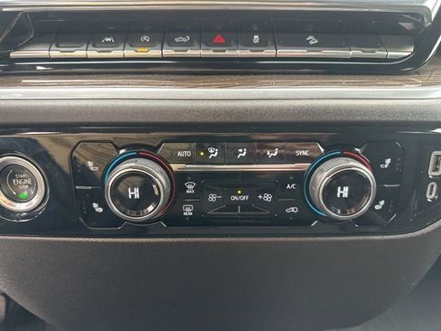 Used 2022 Chevrolet Silverado 1500 RST w/ Z71 Off-Road Package image 23