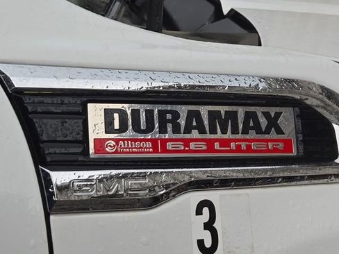 Used 2023 GMC Sierra 3500 Pro w/ Convenience Package image 3