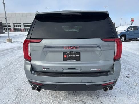 Used 2024 GMC Yukon XL AT4 w/ AT4 Premium Plus Package image 10