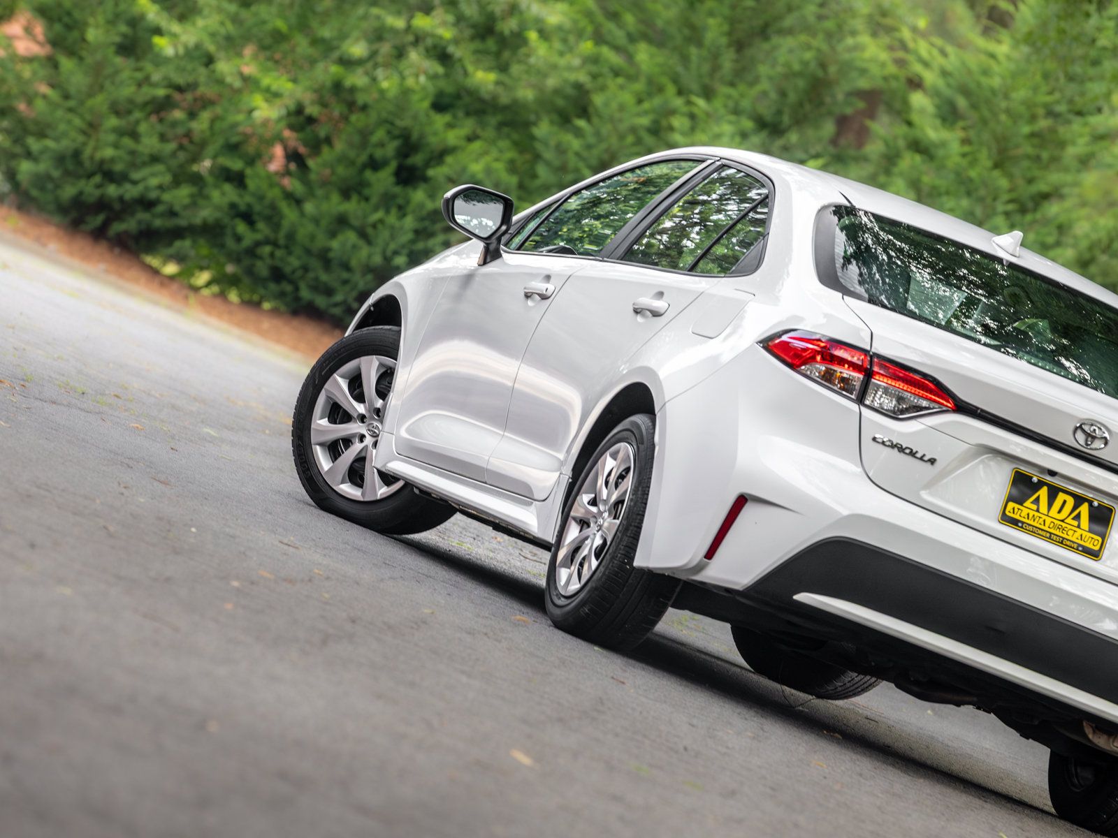 Used 2021 Toyota Corolla LE FWD image 25