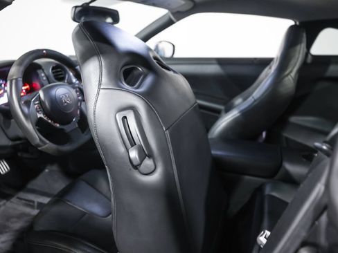 Used 2013 Nissan GT-R Premium AWD/4WD image 36