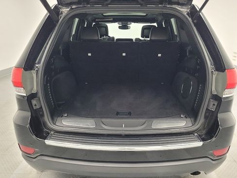 Used 2019 Jeep Grand Cherokee Limited w/ Luxury Group II image 29