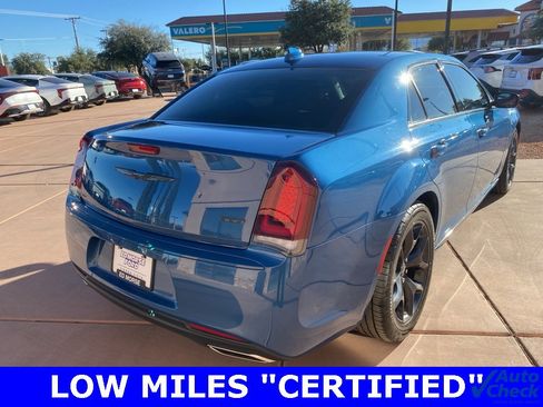 Used 2021 Chrysler 300 Touring w/ Sport Appearance Package image 7