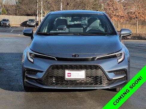 Certified 2025 Toyota Corolla SE w/ SE Premium Package image 4