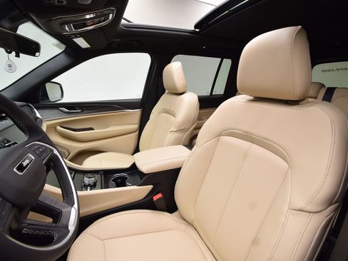 New 2026 Jeep Grand Cherokee Limited image 34