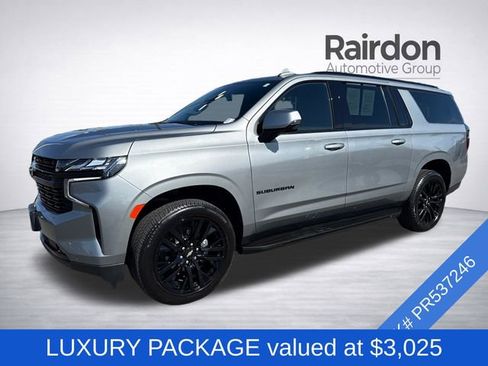 Used 2023 Chevrolet Suburban RST w/ Sport Performance Package AWD/4WD image 3
