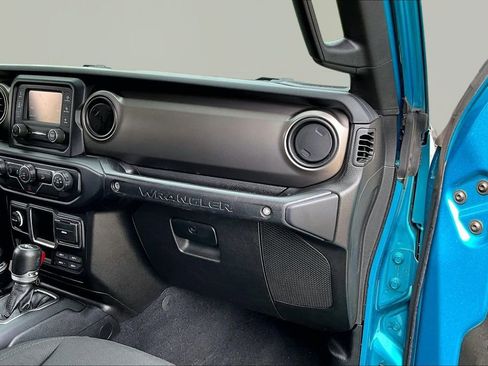 Used 2019 Jeep Wrangler Unlimited Sport AWD/4WD image 18