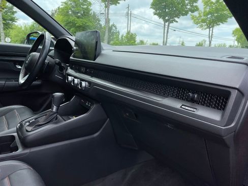 Certified 2025 Honda CR-V Sport-L image 34