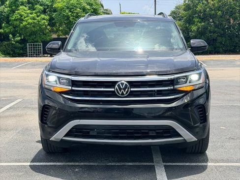 Used 2022 Volkswagen Atlas SE w/ Panoramic Sunroof Package FWD image 11