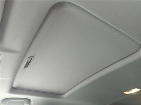 Used 2017 Honda CR-V EX-L image 12