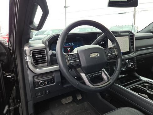 Used 2025 Ford F250 Platinum image 8