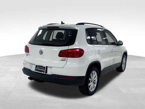 Used 2017 Volkswagen Tiguan S image 7