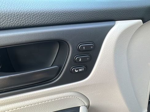 New 2026 Honda Odyssey EX-L image 11