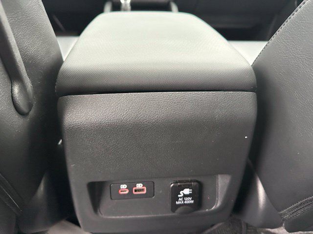 Used 2022 Nissan Frontier PRO-4X w/ Pro-4X Premium Package AWD/4WD image 37