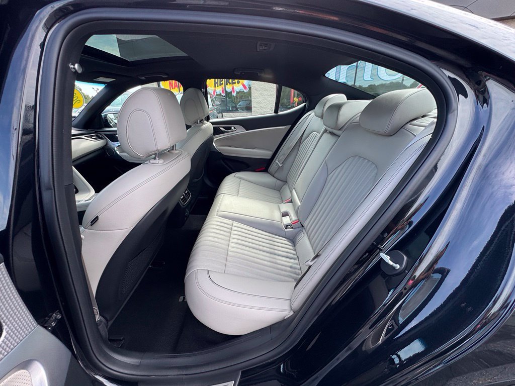 Used 2023 Genesis G70 2.0T w/ Sport Prestige Package AWD/4WD image 9