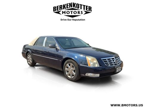 Used 2006 Cadillac DTS w/ Sun And Sound Package FWD image 28