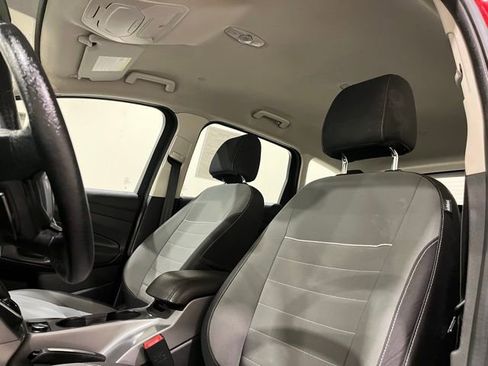 Used 2015 Ford C-MAX SE FWD image 16