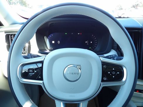 New 2026 Volvo XC60 B5 Ultra w/ Protection Package Premier image 17