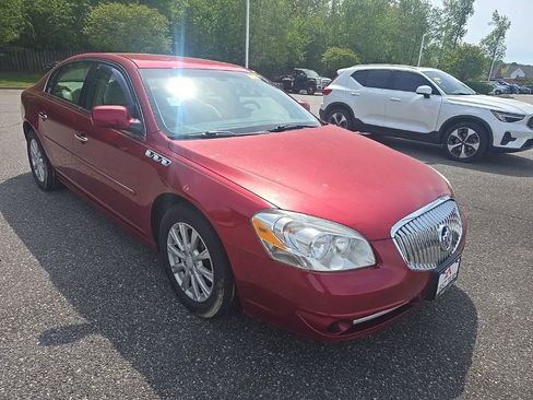 Used 2011 Buick Lucerne CX image 3