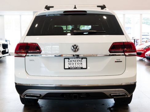Used 2018 Volkswagen Atlas SEL Premium AWD/4WD image 5