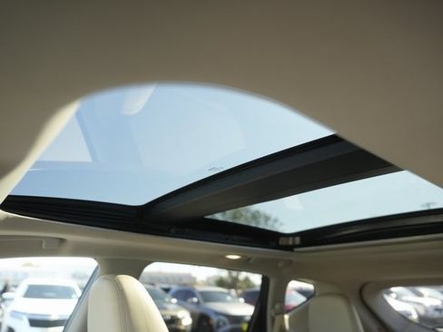 Used 2017 Nissan Murano Platinum w/ Platinum Technology Package image 11