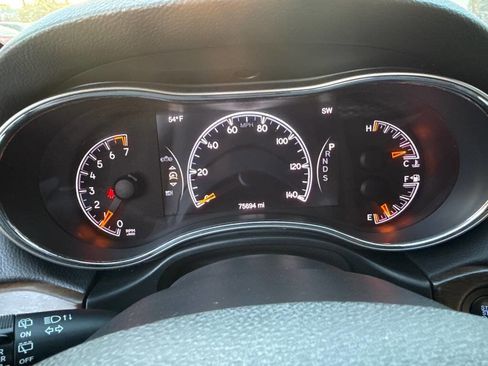 Used 2015 Jeep Grand Cherokee Limited image 32