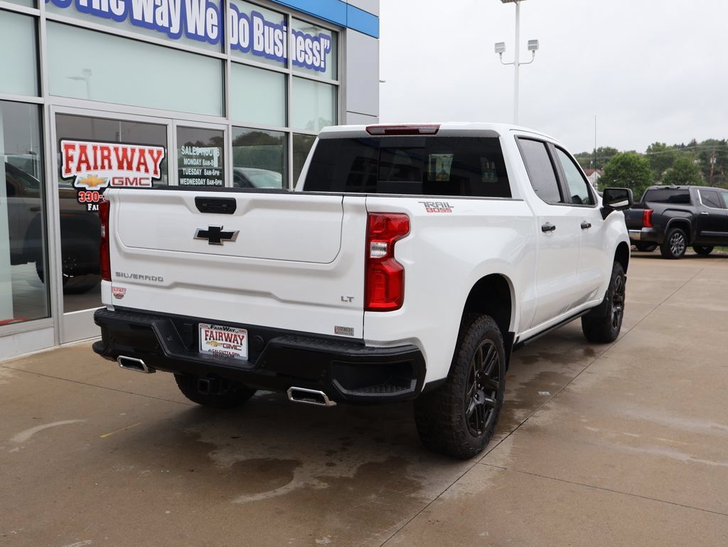 New 2026 Chevrolet Silverado 1500 LT Trail Boss w/ LT Trail Boss Premium Package AWD/4WD image 3