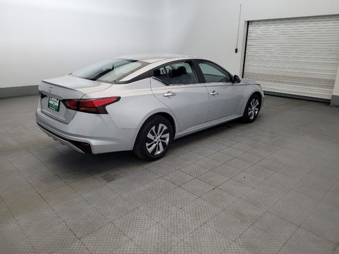 Used 2022 Nissan Altima 2.5 S w/ Driver Assist Package FWD image 10