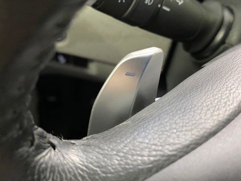 Used 2016 Honda Pilot Touring image 24