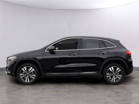 Used 2025 Mercedes-Benz GLA 250 4MATIC image 6