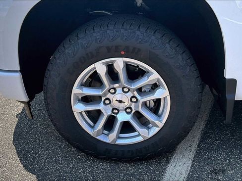 New 2025 Chevrolet Silverado 1500 RST image 8