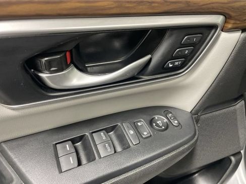 Used 2022 Honda CR-V EX-L image 13