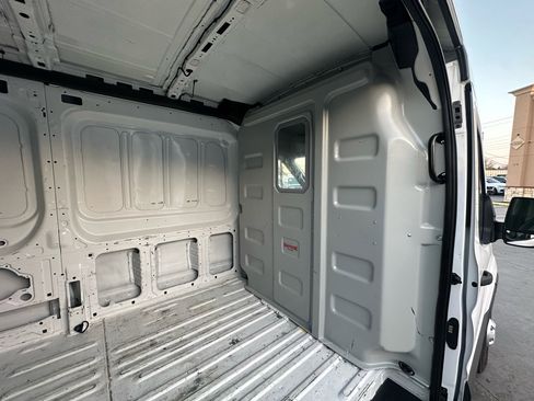 Used 2023 Ford Transit 250 Medium Roof AWD image 18