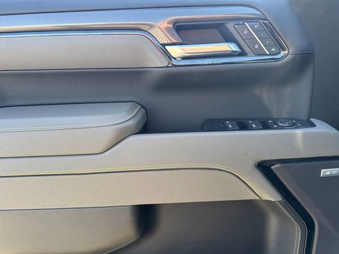 New 2026 Chevrolet Silverado 1500 ZR2 w/ LPO, Dark Essentials Package image 22