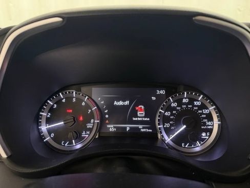 Used 2023 Toyota Highlander XLE AWD/4WD image 29