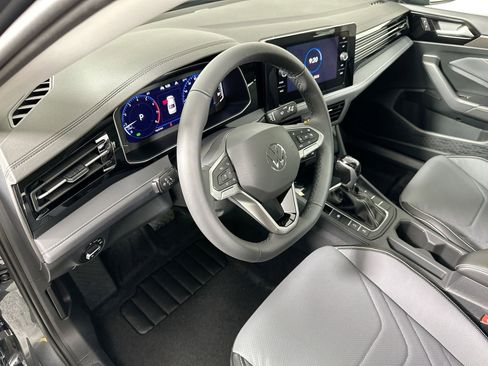 New 2026 Volkswagen Jetta SEL image 9