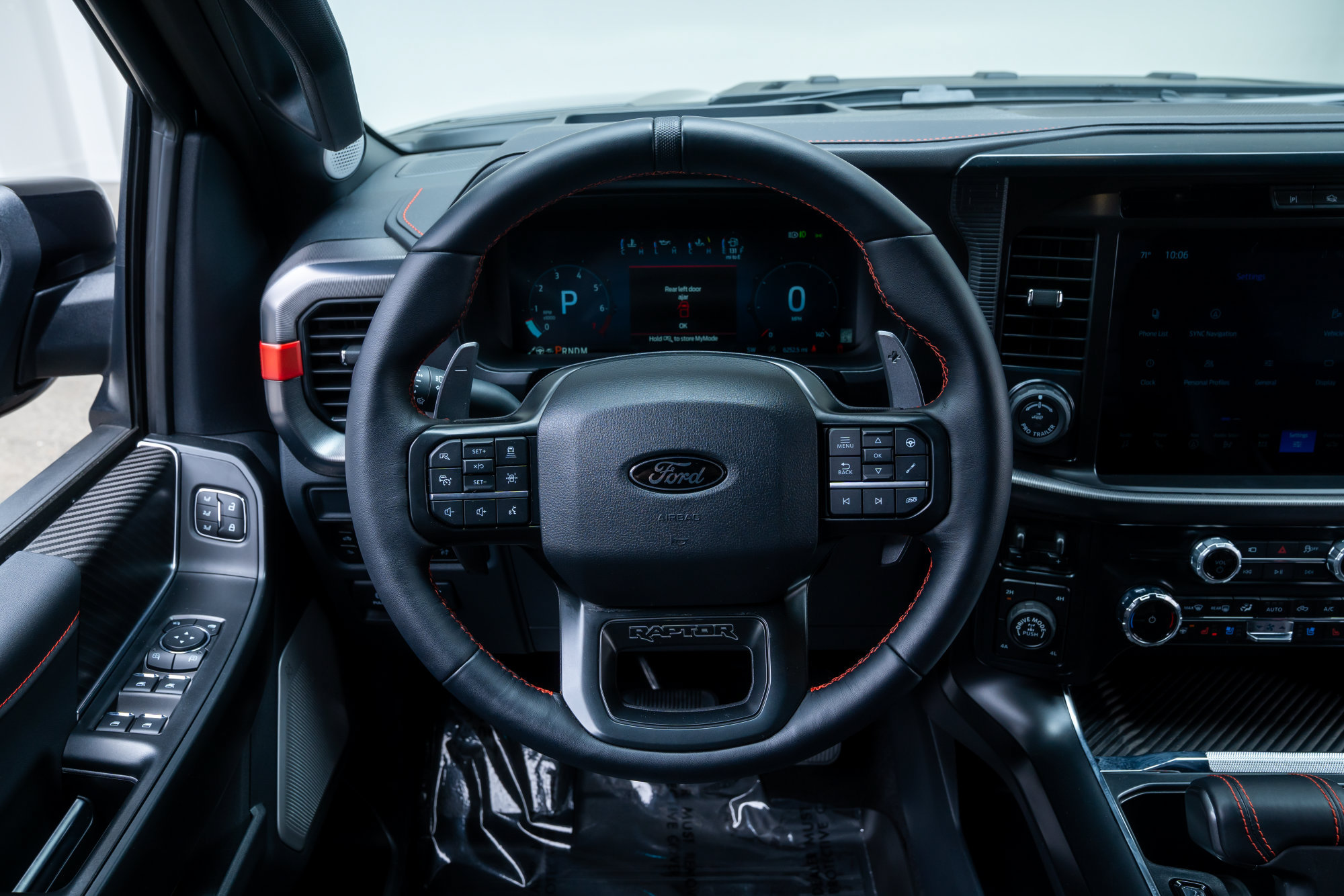 Used 2025 Ford F150 Raptor AWD/4WD image 10