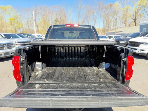 Used 2017 Toyota Tundra Platinum AWD/4WD image 8