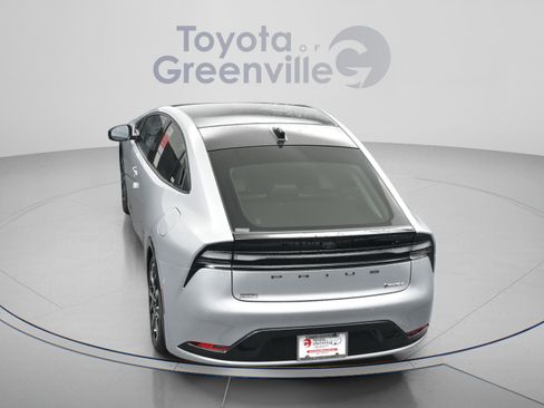 New 2026 Toyota Prius Plug-In Hybrid FWD image 11
