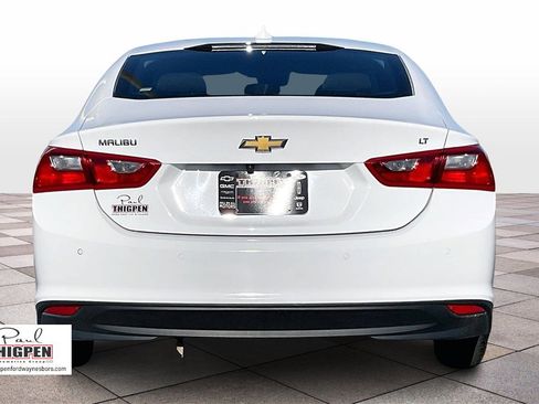 Used 2024 Chevrolet Malibu LT image 4