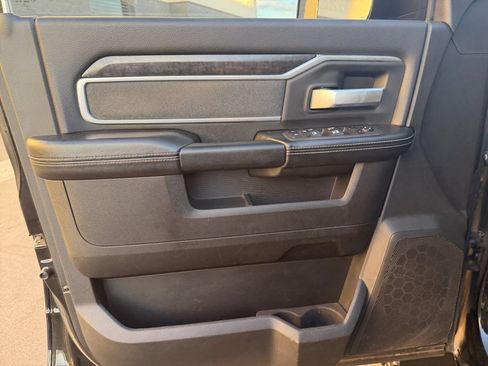 Used 2022 RAM 2500 Big Horn w/ Level A Equipment Group AWD/4WD image 17