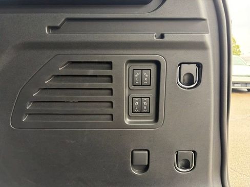 Used 2024 Chevrolet Traverse RS w/ LPO, Floor Liner Package image 29