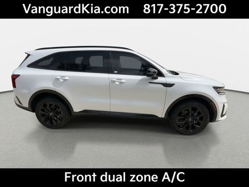 Certified 2023 Kia Sorento SX AWD/4WD image 10