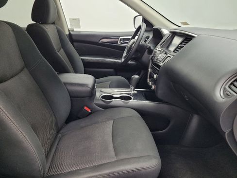 Used 2020 Nissan Pathfinder S FWD image 21