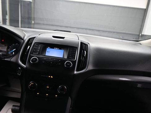 Used 2019 Ford Edge SE AWD/4WD image 46