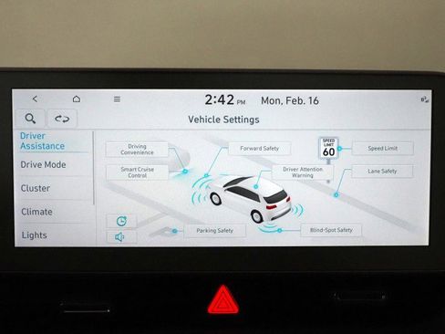 Used 2024 Hyundai Ioniq 5 SEL image 31