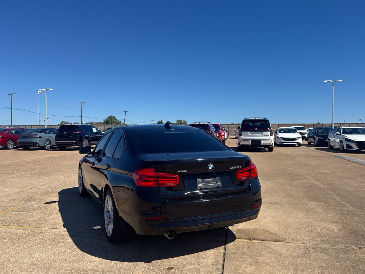 Used 2018 BMW 320i xDrive Sedan AWD/4WD image 21