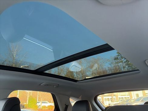 Certified 2023 Genesis GV70 2.5T Select w/ Select Package image 8